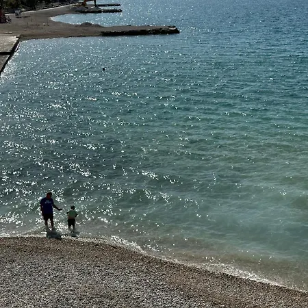 Janice Apartments, Pakoštane