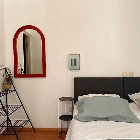 Janice Apartments,